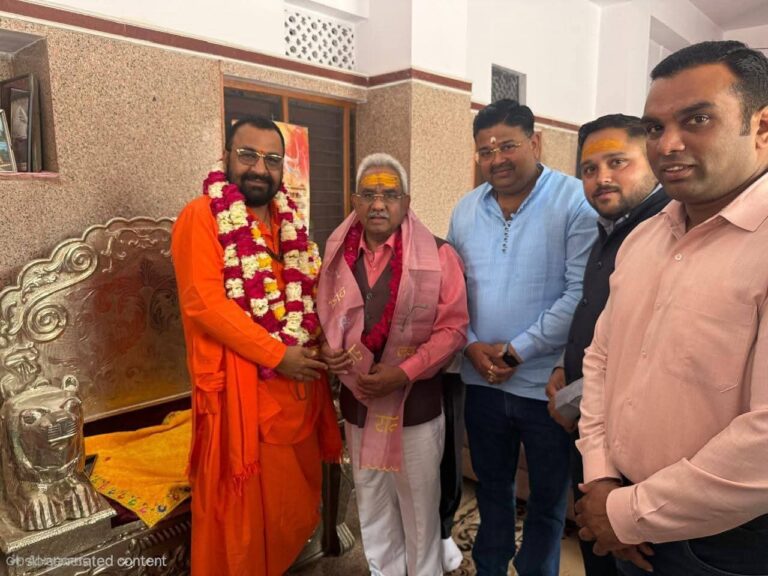 “दक्षेश्वर महादेव धाम में आस्था का भव्य संगम: कैबिनेट मंत्री मदन कौशिक ने दुग्धाभिषेक व यज्ञ-हवन कर प्रदेश की खुशहाली मांगी, 2027 कुंभ को दिव्य-भव्य और ऐतिहासिक बनाने का लिया संकल्प”