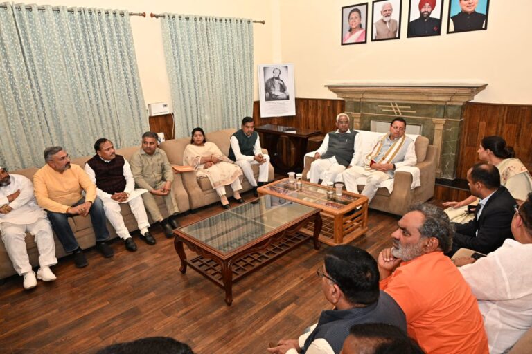 “कुंभ 2027 को दिव्य-भव्य बनाने का संकल्प: मुख्यमंत्री पुष्कर सिंह धामी का बड़ा ऐलान—धन और स्वीकृतियों की नहीं रहेगी कमी, हरिद्वार में तैयारियों को तेज करने के सख्त निर्देश”