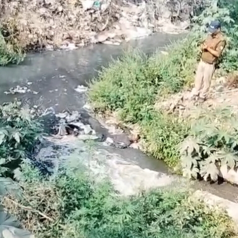 “हरिद्वार में सनसनीखेज वारदात: रानीपुर कोतवाली क्षेत्र में संत निरंकारी भवन के पास नाले से मिला अज्ञात शव, हत्या कर फेंके जाने की आशंका से मचा हड़कंप, पुलिस और फॉरेंसिक टीम जांच में जुटी