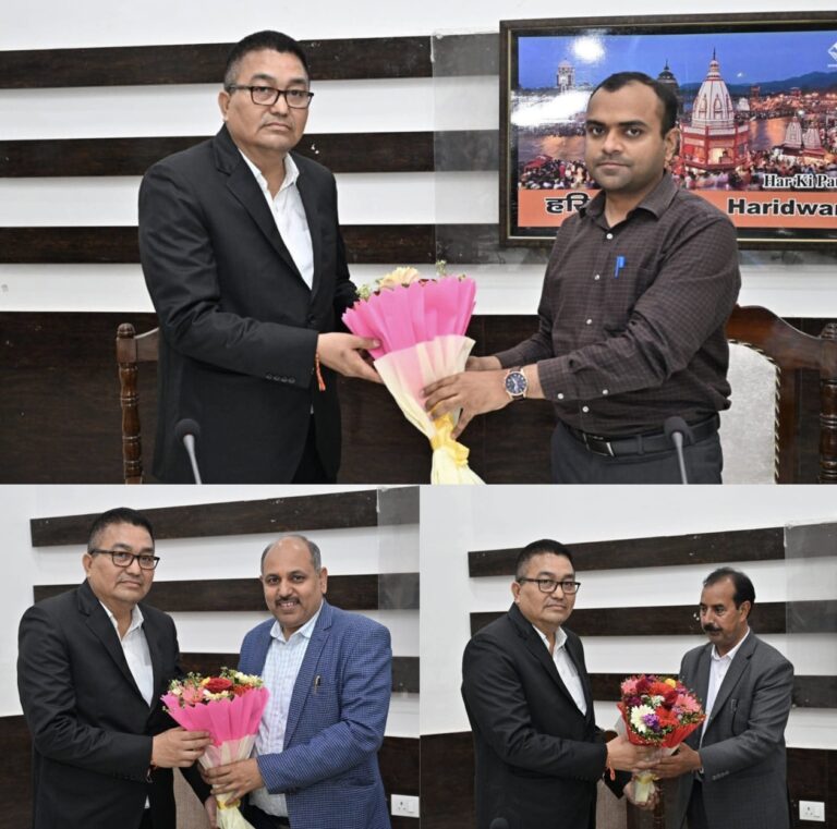 “32 वर्षों की निष्कलंक सेवा का स्वर्णिम अध्याय: अपर जिलाधिकारी दीपेंद्र सिंह नेगी को हरिद्वार में भावभीनी विदाई, अधिकारियों ने किया सम्मानित”