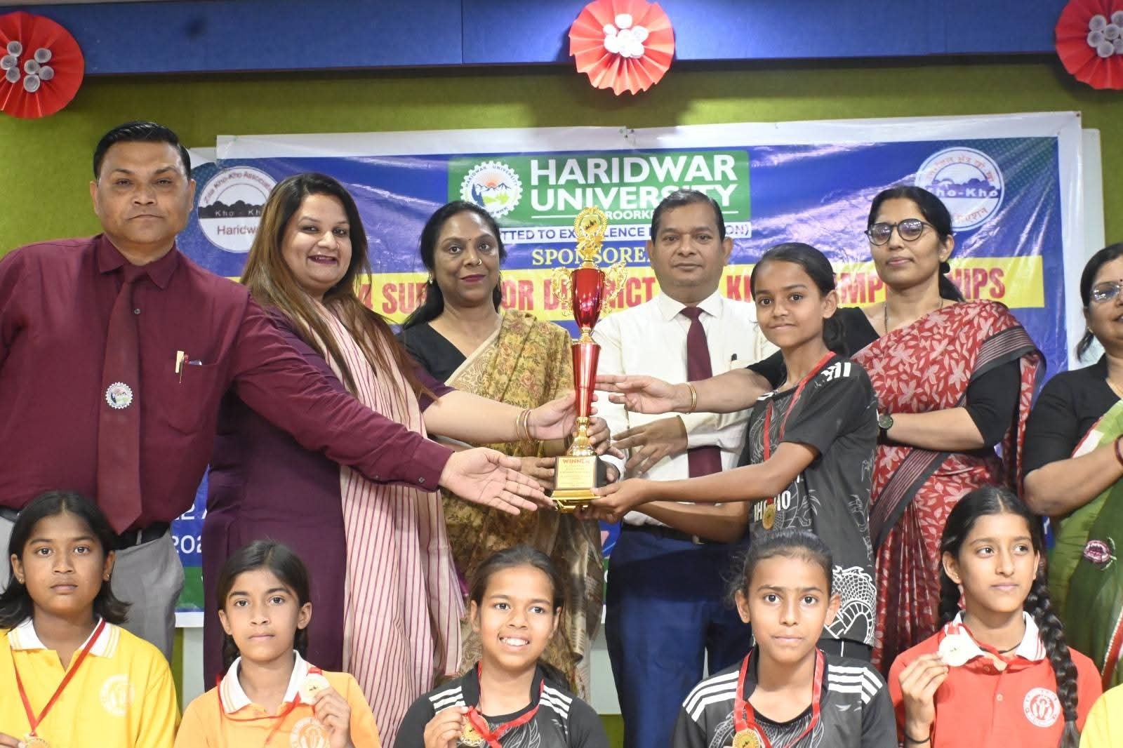 “रुड़की का ‘खो-खो धमाका’! ब्लॉसम स्कूल का डबल धमाल—बालक-बालिका दोनों में चैंपियन, रॉयल और ग्रीनवुड ने भी बिखेरा जलवा”