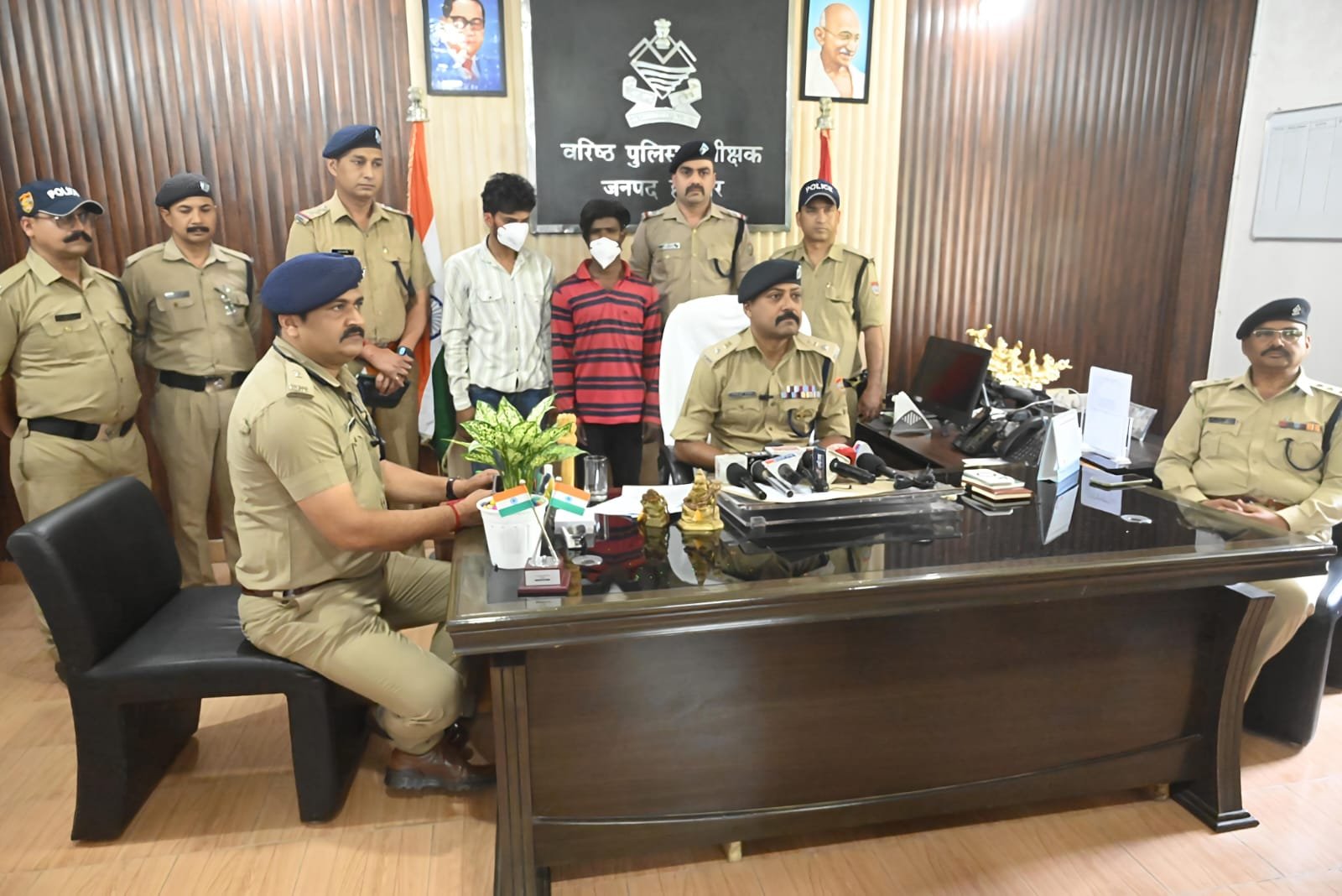 “जमीन के लालच में खून की साजिश: ज्वालापुर में दामाद ने रची हत्या की प्लानिंग, सुपारी किलरों ने उतारा मौत के घाट — 48 घंटे में पुलिस ने किया सनसनीखेज खुलासा!”