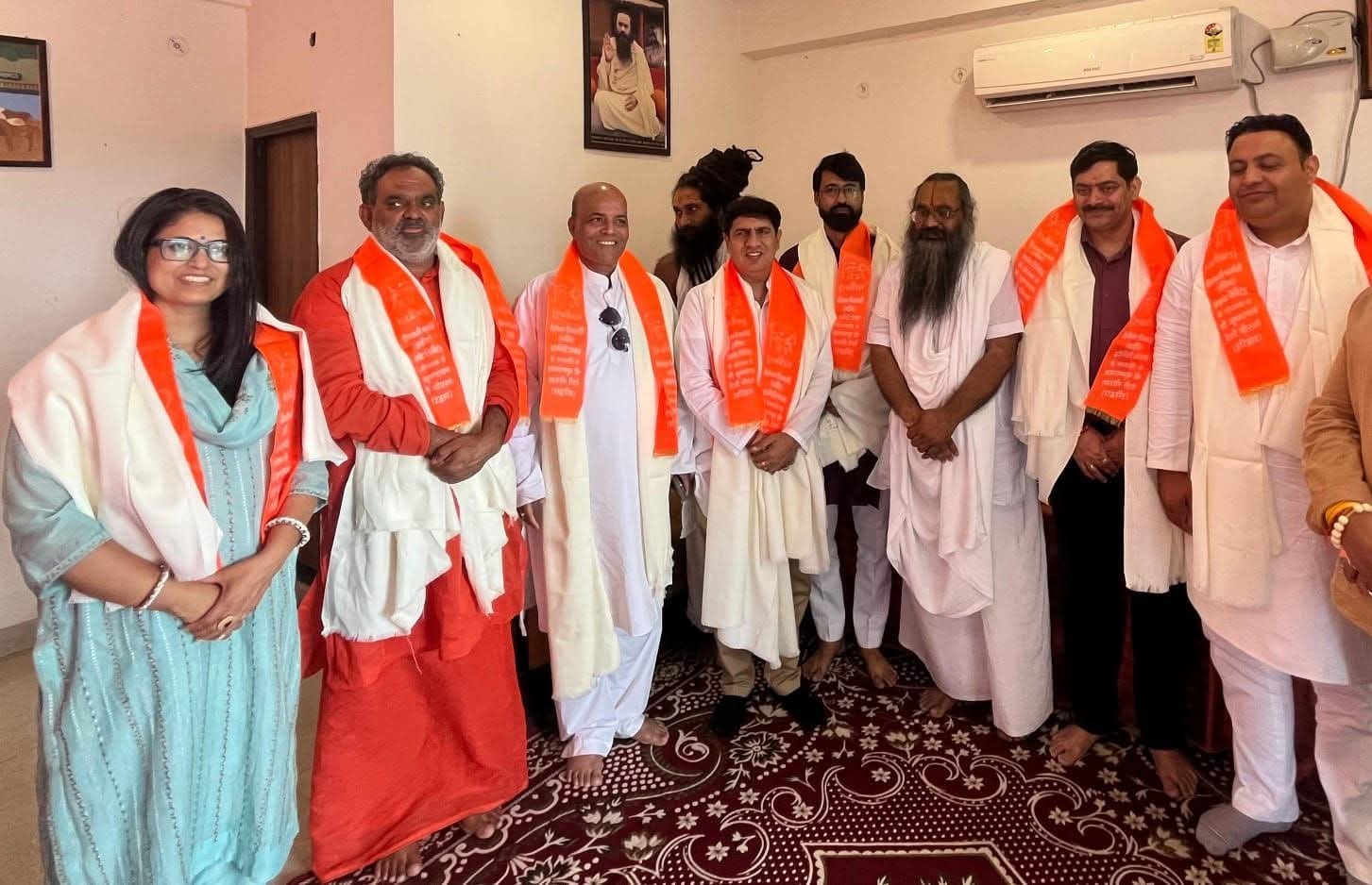 “हरिद्वार में नेपाल सांसद डॉ अमरेश सिंह का भव्य आगमन: गौशाला में सेवा कर दिया आस्था का संदेश, भारत-नेपाल रिश्तों को बताया अटूट—“सीमा अलग, संस्कृति और दिल एक”