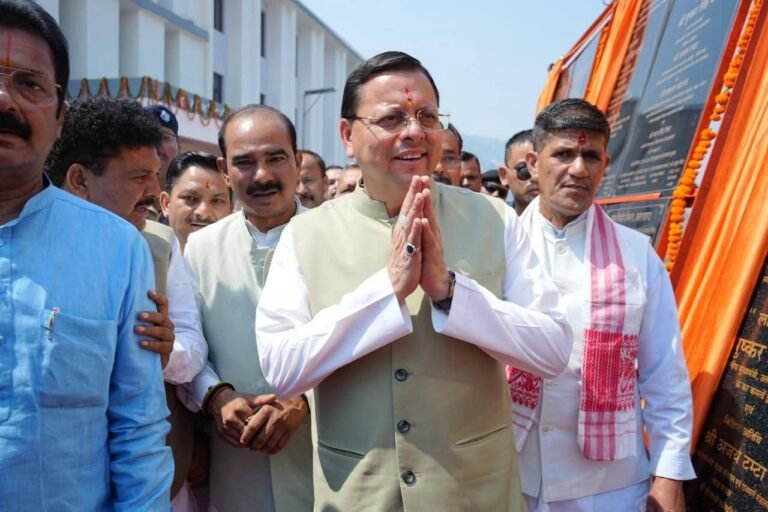 “अल्मोड़ा में विकास का विराट धमाका : मुख्यमंत्री पुष्कर सिंह धामी ने दी 138 करोड़ की ऐतिहासिक सौगात, 26 योजनाओं से बदलेगी पहाड़ की तस्वीर!”
