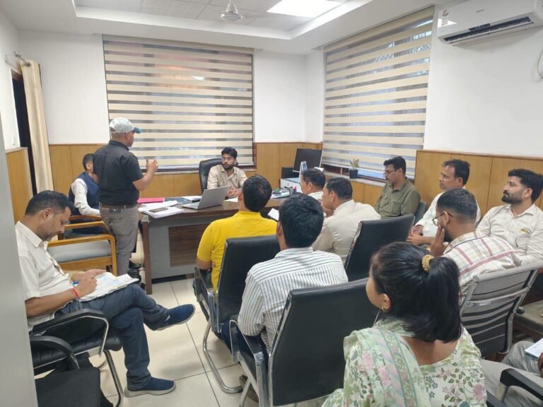 “कचरा फैलाने वालों की अब खैर नहीं! नगर आयुक्त का बड़ा एक्शन प्लान, बल्क वेस्ट जनरेटर्स पर कसेगा शिकंजा”