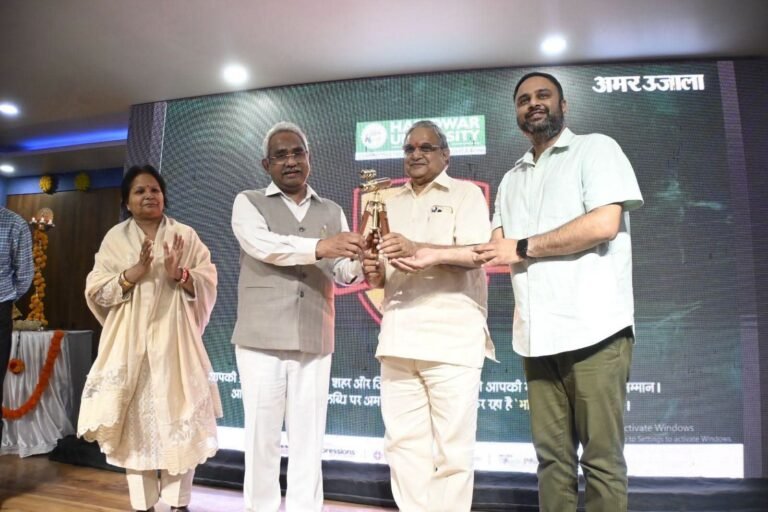 “मेधाओं का महाकुंभ: ‘भविष्य ज्योति 2026’ में चमके प्रतिभा के सितारे, मदन कौशिक बोले— युवा शक्ति ही विकसित भारत की आधारशिला!”