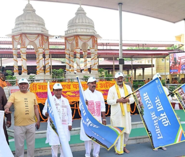 “हरिद्वार से गूंजा ‘नशा मुक्त भारत’ का महासंकल्प: केंद्रीय मंत्री डॉ. वीरेंद्र कुमार ने संभाली कमान, 1.31 करोड़ लोगों की ऐतिहासिक भागीदारी के साथ विकसित भारत-2047 का दिया संदेश”