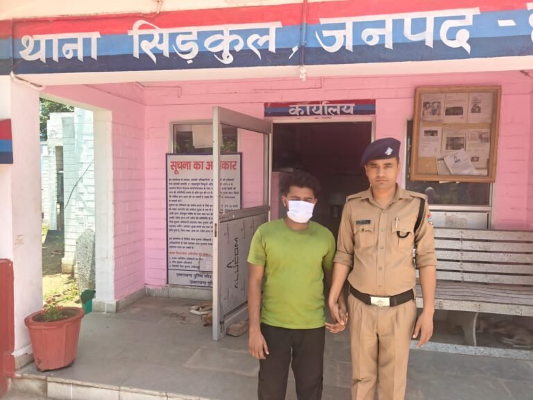 “लाठी-डंडों और तलवारों से हुए जानलेवा हमले में सिडकुल पुलिस का बड़ा एक्शन, फरार आरोपी गिरफ्तार, बाकी हमलावरों की तलाश में ताबड़तोड़ दबिश”