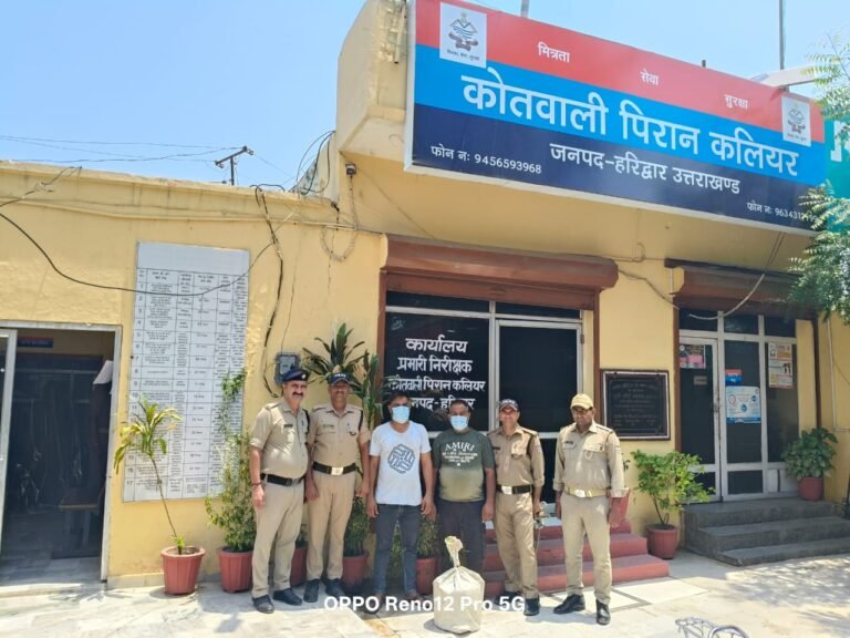 कलियर में गौकशी पर पुलिस का बड़ा प्रहार: मकान की छत पर चल रहा था गौकशी का खेल, 120 किलो गौमांस, चापड़ और कुल्हाड़ियां बरामद, दो आरोपी गिरफ्तार, चार फरार—ऑपरेशन प्रहार के तहत ताबड़तोड़ कार्रवाई”