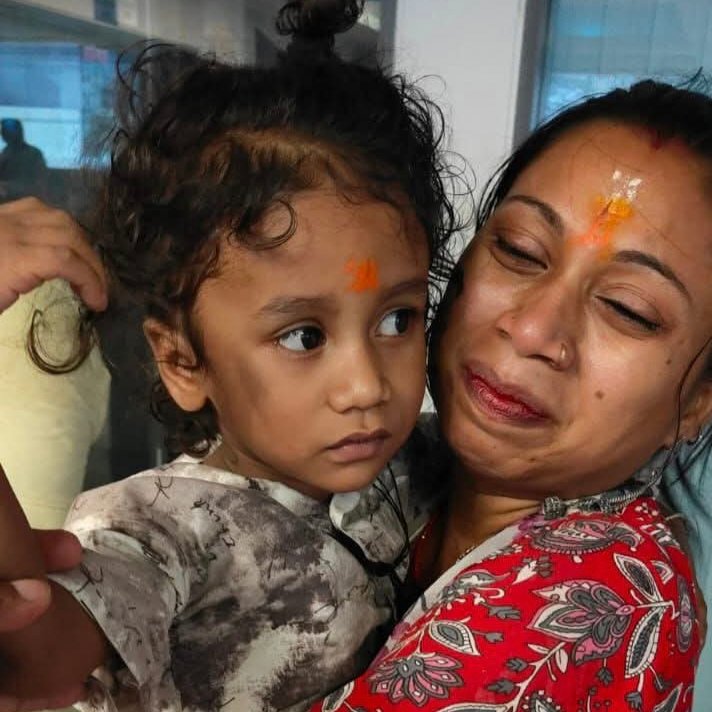 “भीड़ में बिछड़ा मासूम, टूट चुकी थी परिजनों की उम्मीद, हरिद्वार पुलिस की तत्परता और मानवता ने रचा खुशियों का पल, मां की सूनी गोद फिर से हुई आबाद”