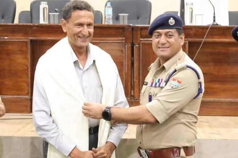 “खाकी के गौरवशाली सफर को सलाम! एएसपी पंकज गैरोला को पुलिस परिवार ने नम आंखों से दी भावभीनी विदाई”