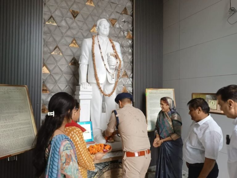 “शिक्षाऋषि डॉ. तेजवीर सिंह सैनी को जयंती पर भावभीनी श्रद्धांजलि, विद्यार्थियों को मिले सफलता, संस्कार और अनुशासन के प्रेरक मंत्र”