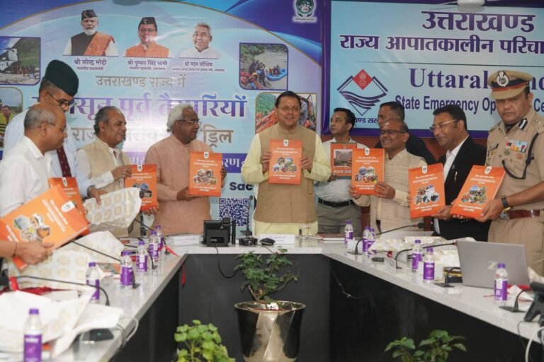 “मानसून से पहले सीएम धामी का मेगा एक्शन! एआई, ड्रोन और हाईटेक तकनीक के दम पर आपदाओं से निपटेगा उत्तराखंड”