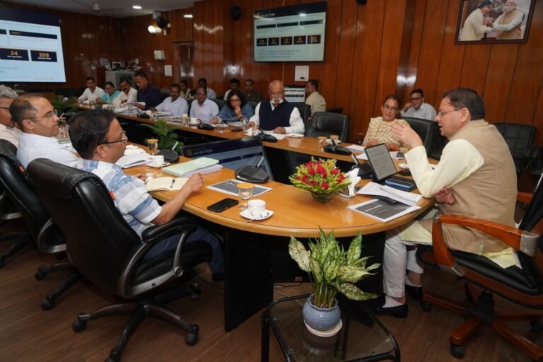 “खिलाड़ियों के लिए धामी सरकार का बड़ा ऐलान! पदक विजेताओं को तय समय में सरकारी नौकरी, नई खेल नीति और स्पोर्ट्स यूनिवर्सिटी को मिली रफ्तार”