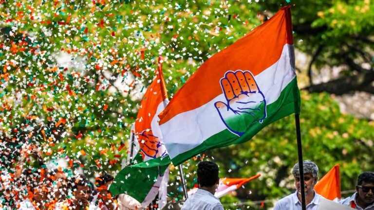 “उत्तराखंड कांग्रेस में मचा बवाल! तीन बड़े नेताओं पर गिरी अनुशासन की गाज, 6 साल के लिए पार्टी से किया निष्कासित”