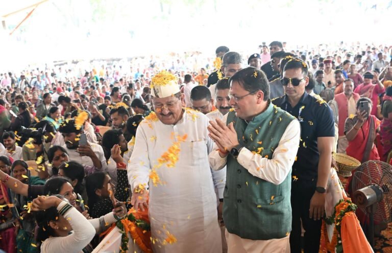 “सरिता देवी की पुकार पर तुरंत एक्शन! सीएम धामी ने शिविर में ही दिलाई झंगोरा प्रोसेसिंग मशीन, हजारों लोगों की शिकायतों का मौके पर हुआ समाधान”