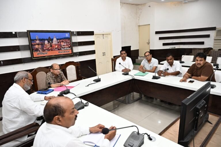 “हर वोट होगा सही, हर नाम होगा दर्ज! हरिद्वार में मतदाता सूची पुनरीक्षण अभियान पर प्रशासन की बड़ी बैठक”