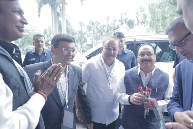 “फार्मा सेक्टर में आत्मनिर्भर भारत की नई उड़ान! नड्डा बोले—दवा निर्माण में एमएसएमई निभाएगा बड़ी भूमिका, दुनिया में बनेगी ‘ब्रांड भारत’ की मजबूत पहचान”