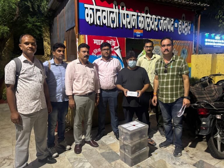 “कॉस्मेटिक की दुकान निकली नशे का अड्डा! कलियर में STF का बड़ा धमाका, प्रतिबंधित कोडीन सिरप-ट्रामाडोल के साथ संचालक गिरफ्तार”