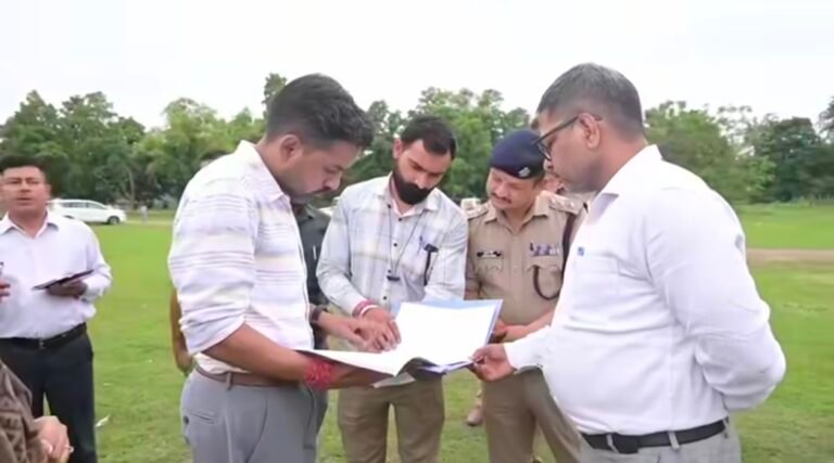 “25 जुलाई तक हर हाल में पूरी हों कांवड़ मेले की तैयारियां, लापरवाही पर डीएम आशीष चौहान का सख्त अल्टीमेटम!”