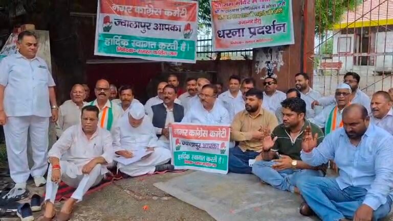“हरिद्वार: श्रीराम मंदिर के कथित चढ़ावा चोरी मामले पर कांग्रेस का धरना, निष्पक्ष जांच और दोषियों पर कार्रवाई की मांग”