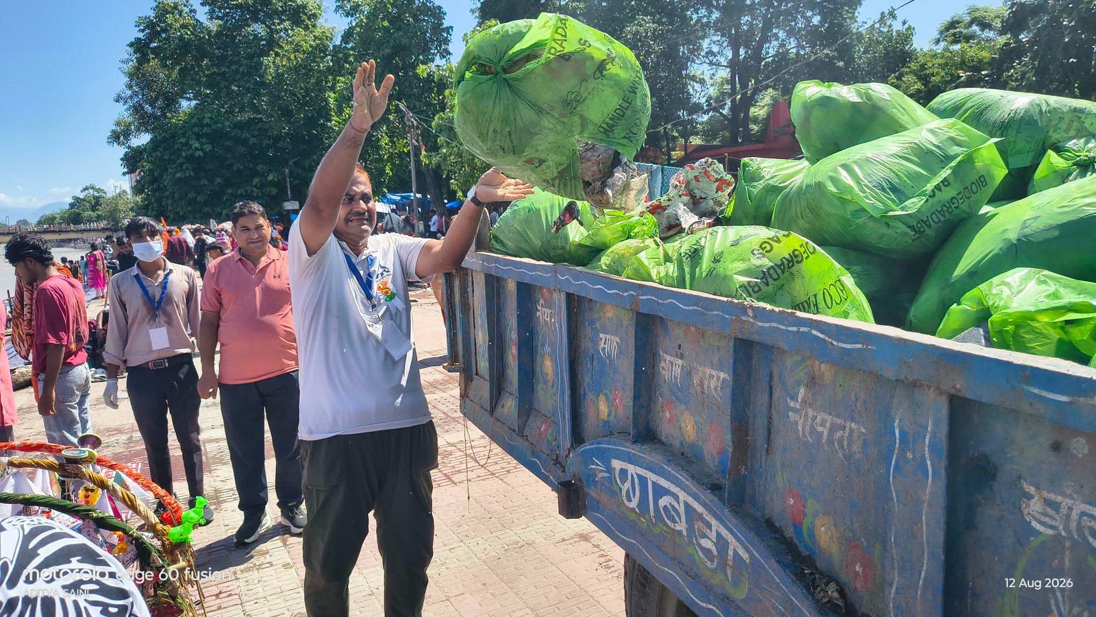“कांवड़ मेला खत्म, अब स्वच्छता का महाअभियान तेज—गंगा घाटों से शहर तक चला सफाई का जोरदार अभियान”