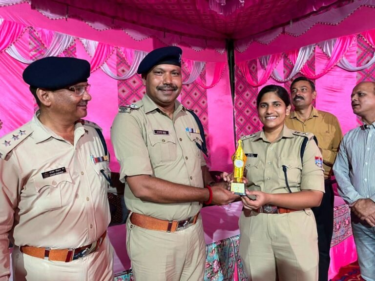 “कांवड़ मेले के ‘सेवा योद्धाओं’ का सम्मान, एसपीओ के जज्बे को मिला पुलिस का सलाम”