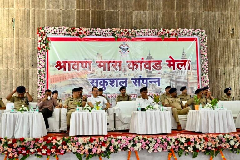 “कांवड़ मेला 2026 की शानदार सफलता पर खाकी का जश्न, ‘बड़े खाने’ में सम्मानित हुई मेहनतकश फोर्स; मिला 3 दिन का पारितोषिक अवकाश”