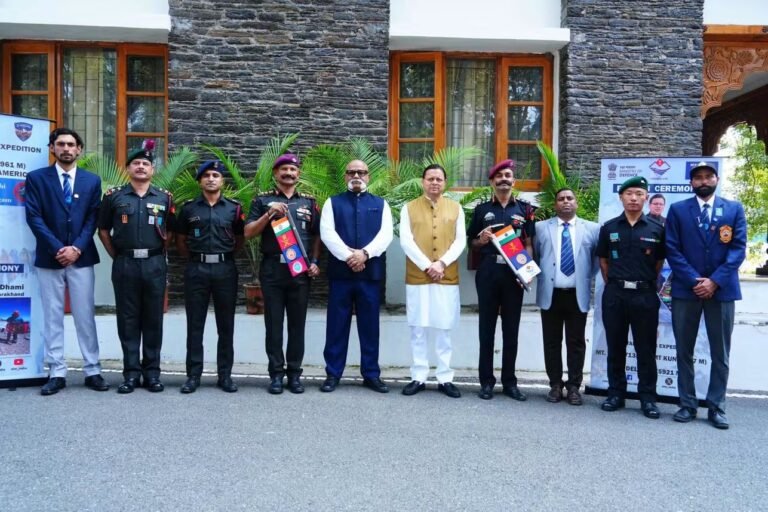 BIG BREAKING:: शिखरों पर तिरंगा, उत्तराखंड का डंका! धामी ने फ्लैग-इन किए चार सफल पर्वतारोहण अभियान, नुन-कुन की चोटियों पर रचा इतिहास