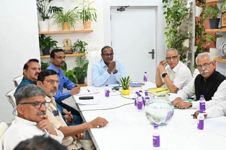 BIG BREAKING:: चुनावी तैयारियों को लेकर बड़ा कदम! 8 अक्टूबर से विशेष अभियान, निर्वाचन आयोग ने राजनीतिक दलों से मांगा सक्रिय सहयोग
