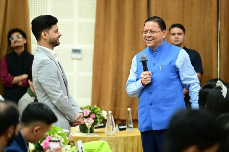 BIG BREAKING:: धामी का कंटेंट क्रिएटर्स को बड़ा संदेश, एक रील बदलेगी उत्तराखंड की तकदीर! पर्यटन, संस्कृति और लोक उत्पादों को दुनिया तक पहुंचाने का दिया मंत्र