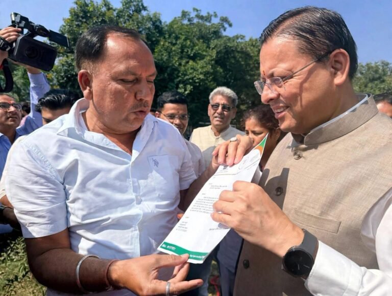 BIG BREAKING:: वेद मंदिर से फ्लाईओवर अंडरपास तक सड़क चौड़ीकरण की मांग, CM धामी से मिले विपिन चौधरी