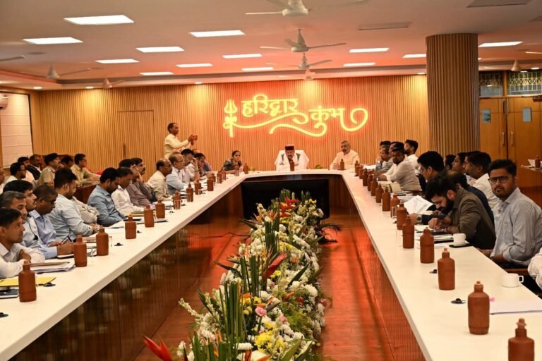 BIG BREAKING:: कुंभ-2027 को दिव्य-भव्य बनाने की तैयारी तेज, सतपाल महाराज का सख्त निर्देश—समय पर पूरे हों सभी काम, श्रद्धालुओं की सुरक्षा और सुविधाओं में न हो कोई चूक!