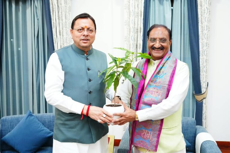 BIG BREAKING:: सीएम धामी और डॉ. निशंक की मुलाकात में उत्तराखंड के विकास पर मंथन, सांस्कृतिक विरासत को मजबूत बनाने पर जोर